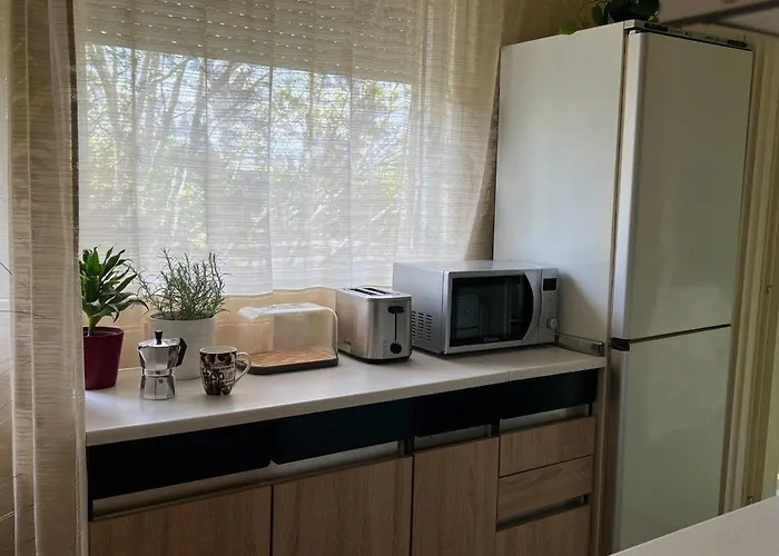 R&r Apartmant Konjarnik * Belgrado